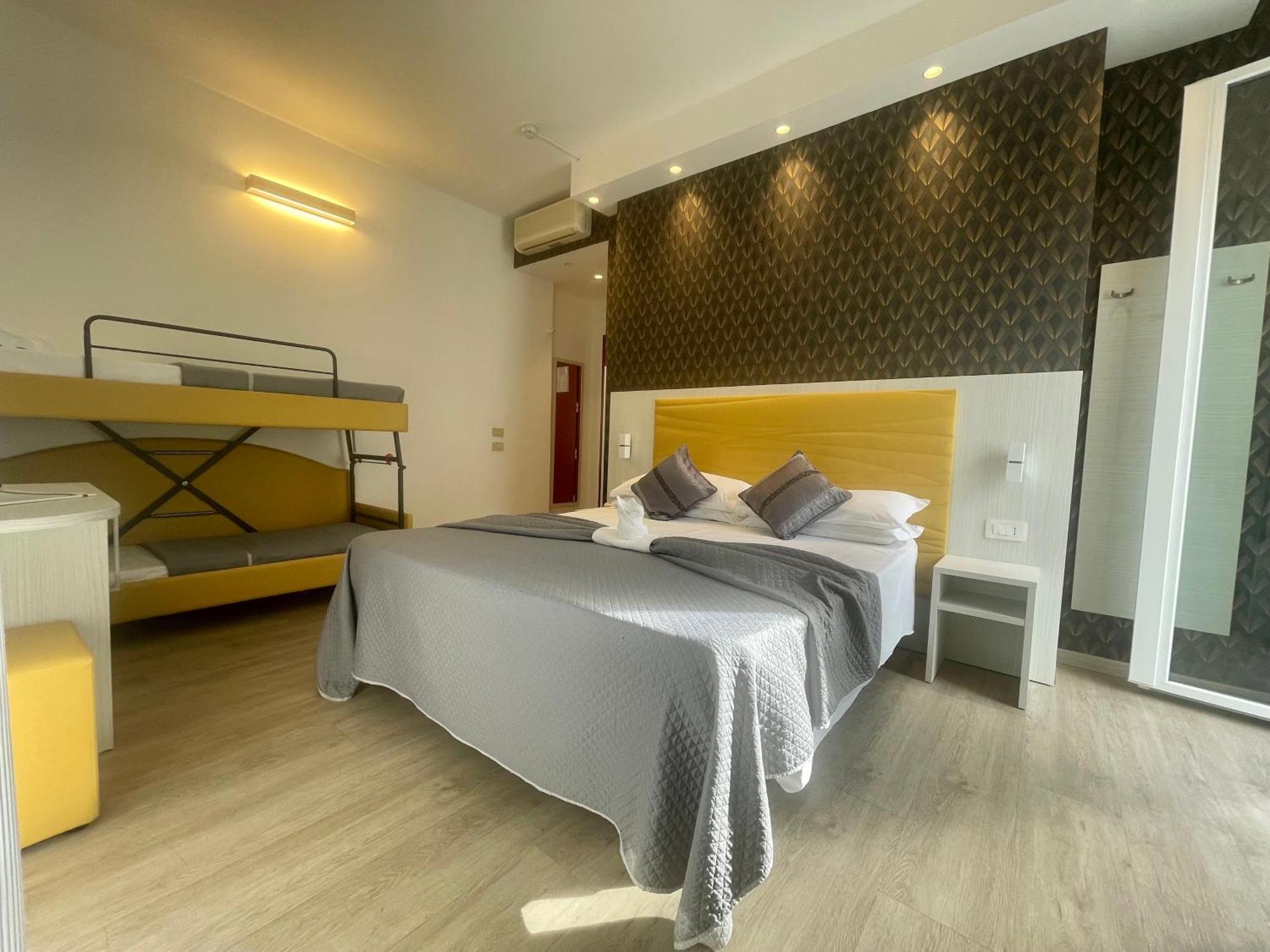 Hotel Eiffel 리미니 외부 사진